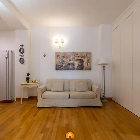 Solmi House Apartment